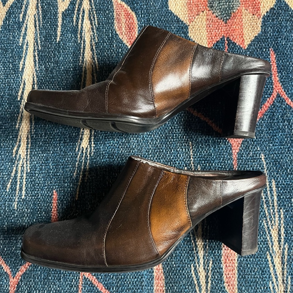 Liz Claiborne leather Mule Heels 8.5